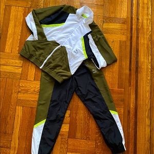 PUMA Sport Green White Track Suit Size M